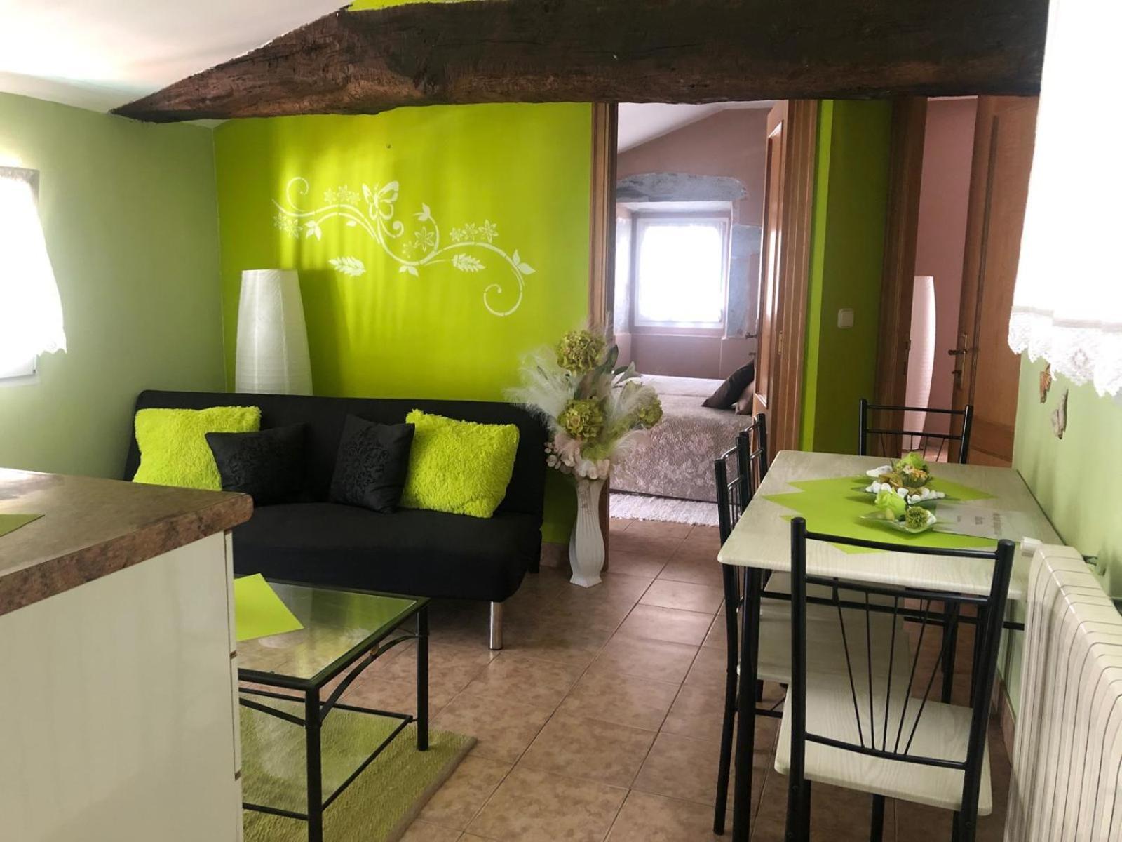 Hostal Ekaitza 호텔 레사카 외부 사진
